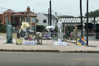 Se vende: todos los objetos se rematan en dólares y en efectivo