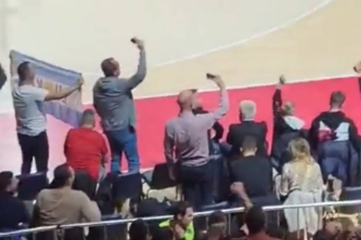 Se vieron banderas argentinas en el estadio del Estrella Roja de Belgrado, por la Euroliga de básquetbol