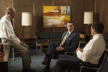 "Se vuelve más fácil con el tiempo. Han pasado diez años desde que terminamos la serie, veinte años desde que empezó el rodaje. No pienso mucho en Don Draper, pero me alegra hablar de él con quienes sí lo hacen", contó recientemente Jon Hamm
