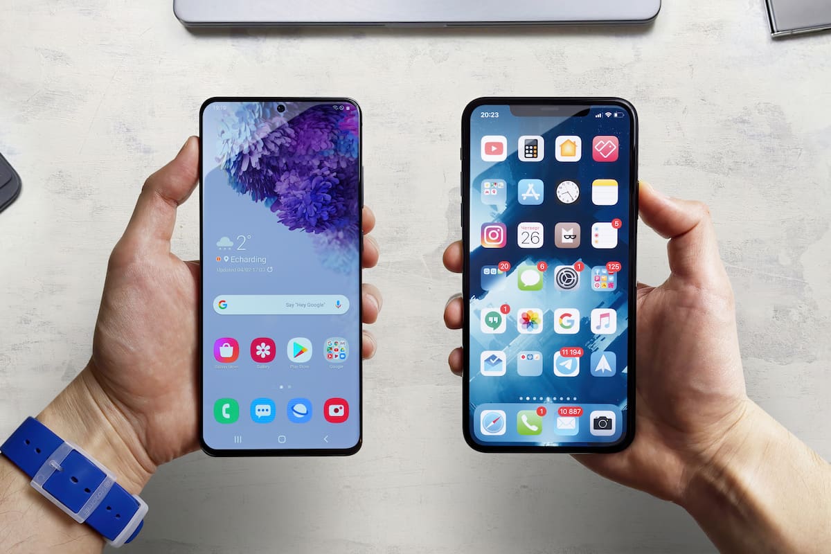 Sea un teléfono Android o iPhone, ambas plataformas cuentan con diferentes servicios para realizar un backup de los datos personas, conversaciones, fotos y videos