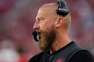 Seahawks esperan contratar a Fleury, coach de alas cerradas de 49ers, dice fuente de AP
