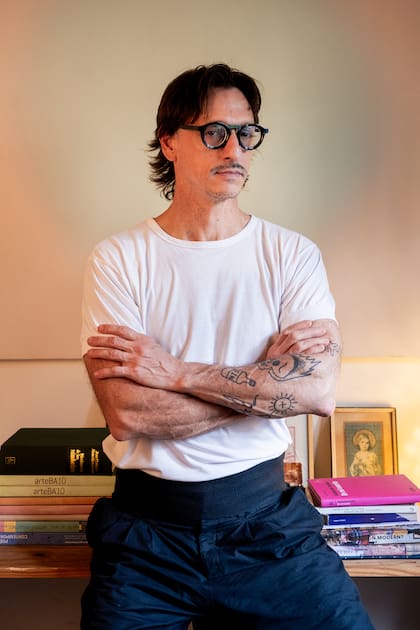 "Seamos profesionales del deseo", propone Marcelo Dansey, curador de esta edición