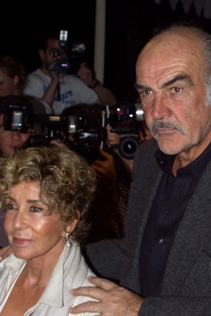 Sean Connery y Micheline Roquebrune, la mujer que logró dominar al ...