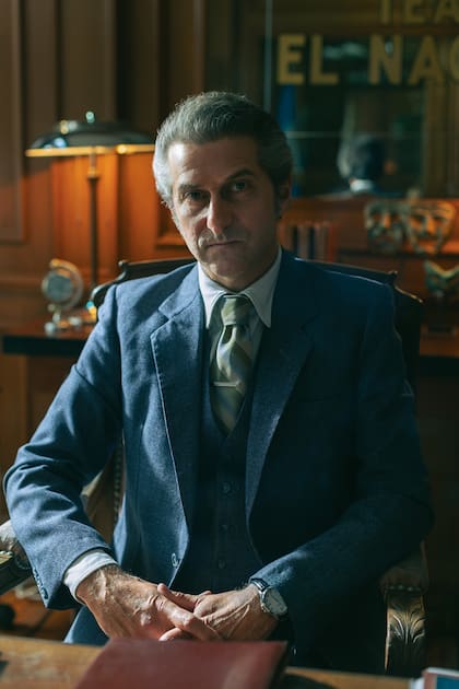 Sebastián Arzeno interpreta Gerardo Sofovich, el empresario que le dio a la diva una gran oportunidad en sus comienzos artísticos