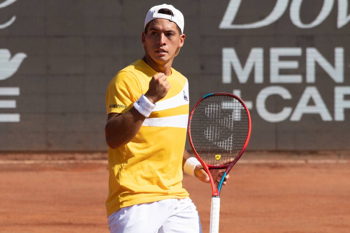 Sebastián Báez avanzó a su primera final ATP en el Chile Open, al superar a Albert Ramos Viñolas en tres sets; este domingo, a los 21 años, afrontará su primera final en el circuito.