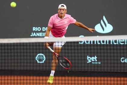Sebastián Báez se mostró sumamente sólido ante Muller y fue un justo campeón del Río Open