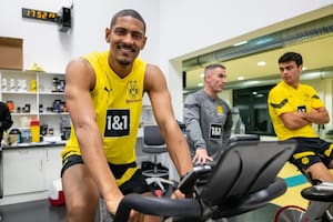 Sebastian Heller regresó al fútbol luego de superar un tumor testicular