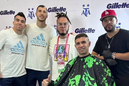 Sebastián Kortez, el peluquero de la Selección con Acuña y el Dibu Martinez