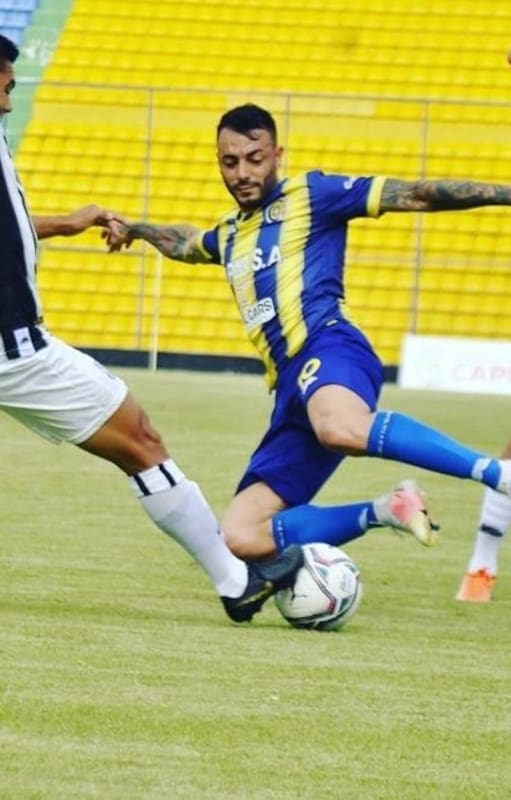 Sebastián Marcet, en un partido en Capiatá