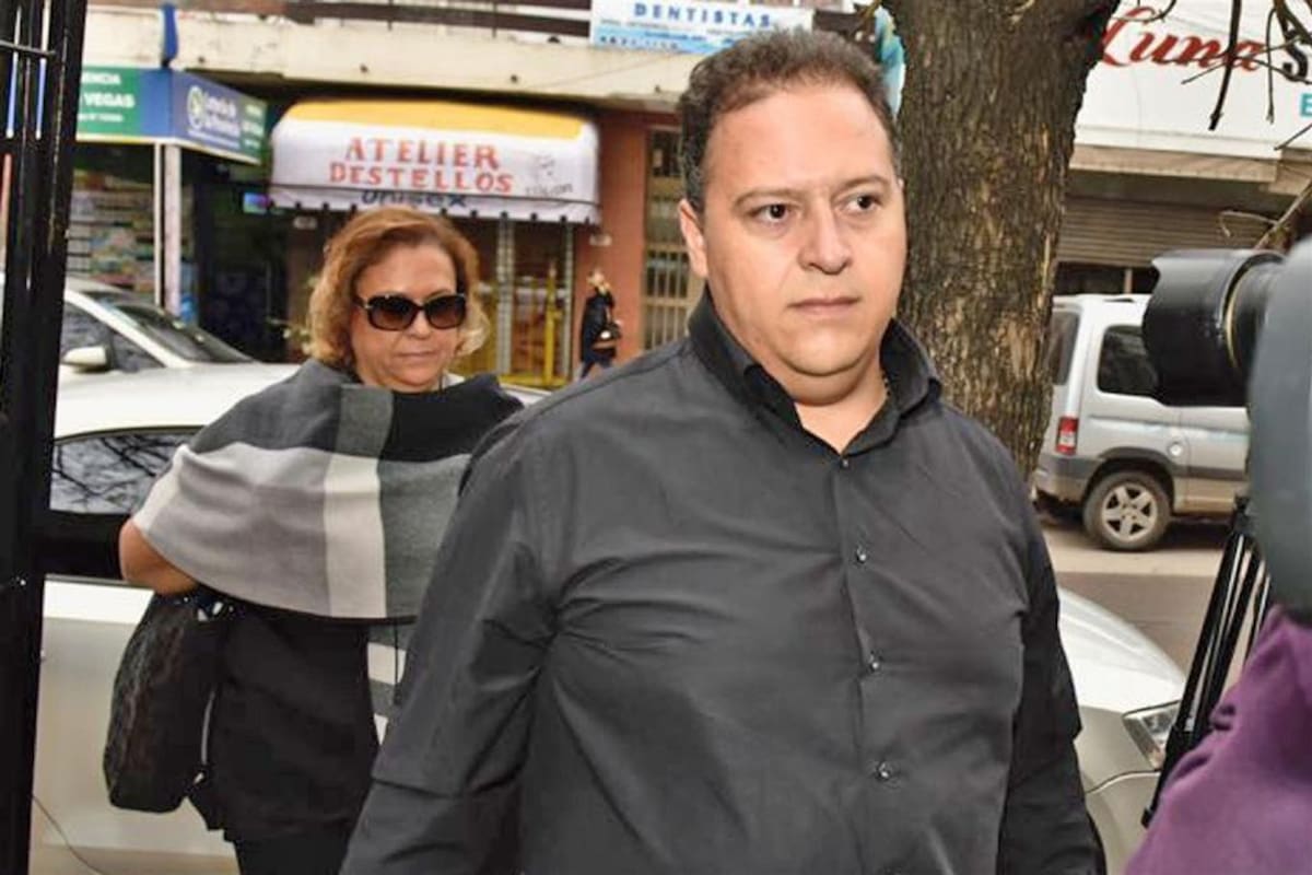 Sebastián Marroquin tiene 41 años y vive en Argentina