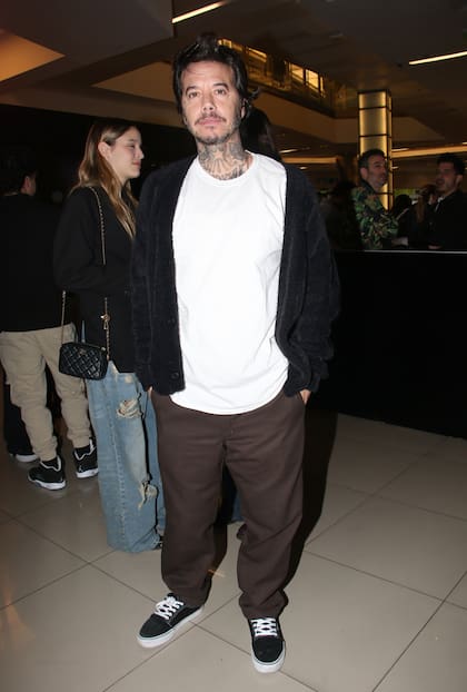 Sebastián Ortega fue otro de los hermanos del director, hijos de Palito Ortega y Evangelina Salazar, que no quiso perderse el estreno de la película en Buenos Aires