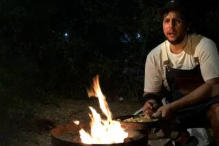 Es chef, su amigo futbolista lo llevó a Países Bajos y terminó cocinándoles a Máxima y la familia