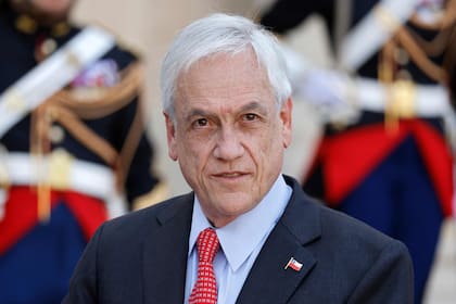 Sebastián Piñera, en el Palacio del Elíseo, en París, en 2021. (Ludovic MARIN / AFP)