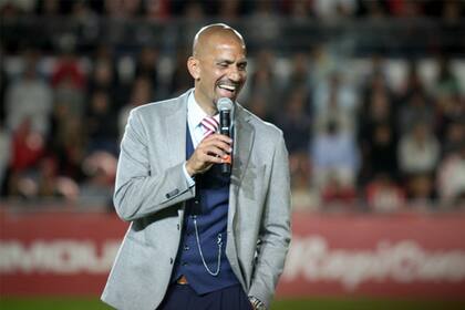 Sebastián Verón, a la cabeza de Estudiantes, es uno de los directivos más explícitos: "Posiblemente a alguno le toque una rebaja para ayudar al de al lado. Es lo que corresponde", postula.