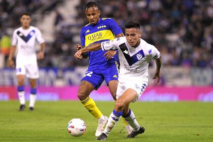Sebastián Villa y Francisco Ortega se encuentran varias veces en el partido.