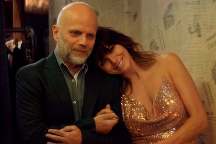 Sebastián Wainraich y Natalie Pérez interpretan a una expareja unida por los hijos y el afecto que tienen en común