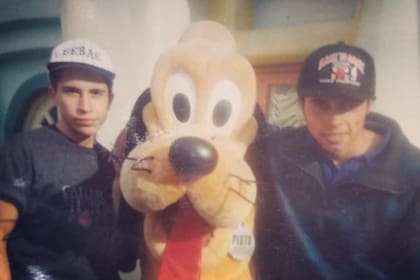 Sebastián y Juan Pablo, en una de las fotos que se sacaron juntos
