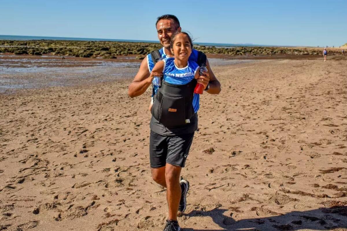 Sebastián y Mili, en una de sus maratones (Foto: Instagram/@sepuedee)