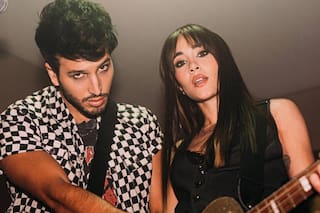 Aseguran que Aitana y Sebastián Yatra están de novios: “Se dieron besitos en el cuello”