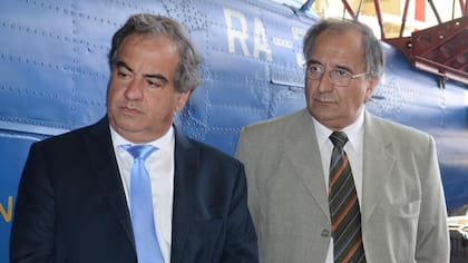 El exministro Julio Martínez y Walter Ceballos