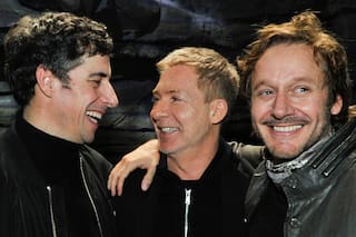 Una novia orgullosa, un productor enamorado y una cumbre de comediantes en la calle Corrientes