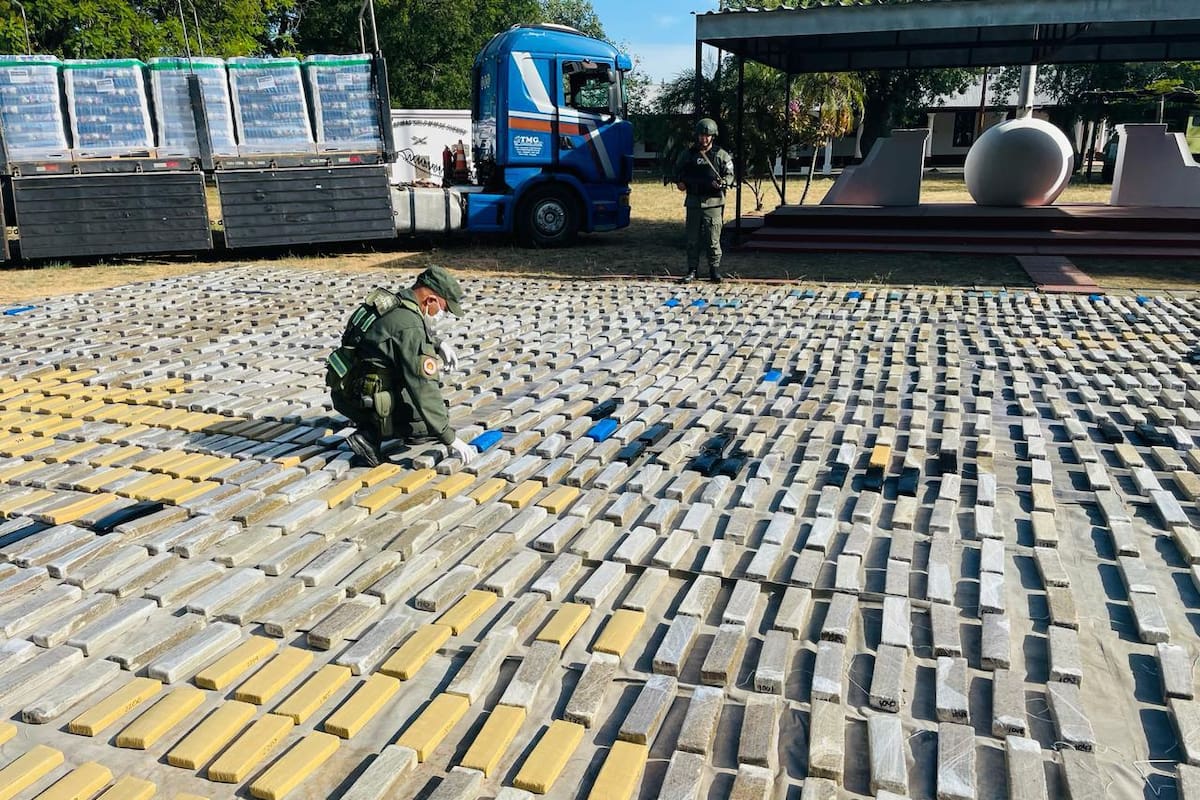 Secuestraron más de dos toneladas de marihuana ocultas en un camión que transportaba arroz en Formosa