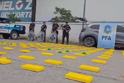Secuestro de 210 kilos de cocaína de máxima pureza en Orán, Salta
