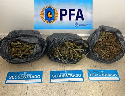 Secuestro de elementos informáticos y celulares en una causa contra una red dedicada al juego clandestino