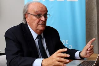 De Mendiguren no descartó al posibilidad de implementar un blanqueo para industriales