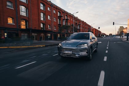 Según declara la marca cuenta con hasta 1105 kilómetros de autonomía combinada