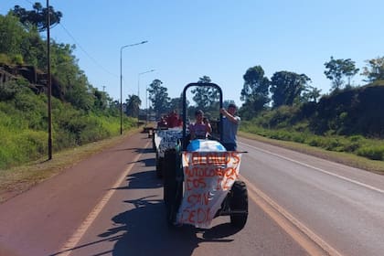 Según dicen los yerbateros, hoy las industrias y secaderos están pagando un valor de entre 210 y 240 pesos por kilo de hoja verde y, con la fuerte suba del dólar oficial, el combustible y otros insumos, ese dinero no alcanza para cubrir los costos