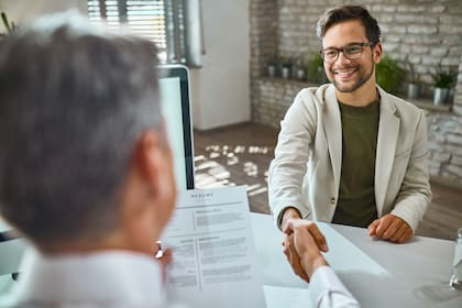 Según el especialista, es importante tener acomodadas las ideas antes de presentarse a la entrevista de trabajo para poder explicarlas de forma simple y clara