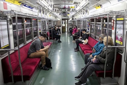 Según el Ministerio de Transporte, el descuento dejará de funcionar para los subtes