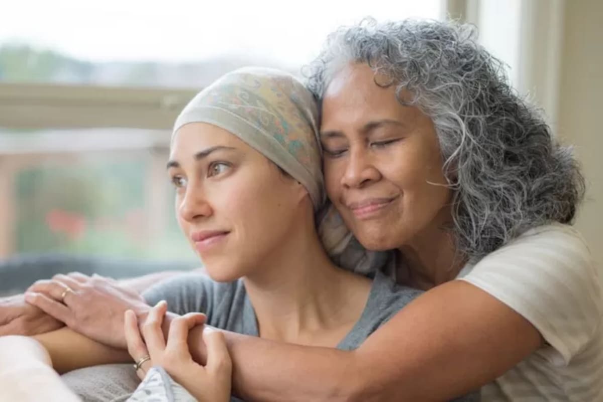 Según expertos, la sociedad está lejos de tener conciencia sobre el cáncer en la población joven
