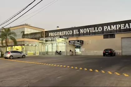 Una empresa del negocio de la carne acumula más de $3000 millones en cheques rechazados