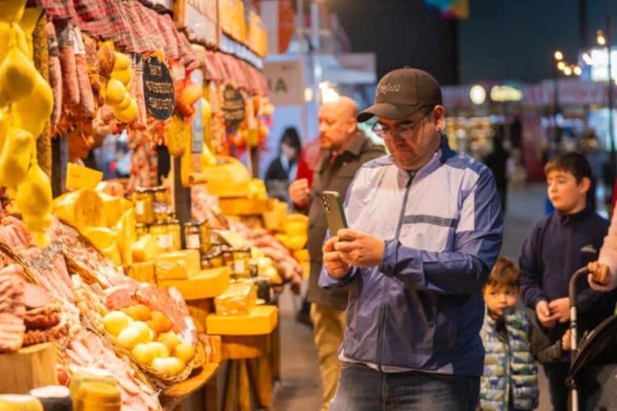 Según informaron los organizadores, se brindará transporte gratuito desde diferentes puntos de la Ciudad Autónoma de Buenos Aires para facilitar el acceso de los visitantes