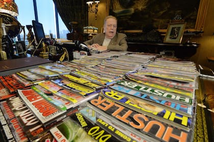 Según informó la revista TMZ, Larry Flynt falleció por problemas cardíacos