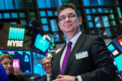 Según la CNN, la venta es parte de un plan implementado por Albert Bourla cuando el título alcanza determinado precio