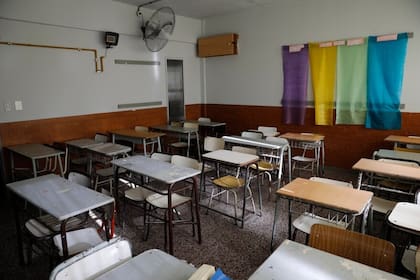 Según la directora general de Cultura y Educación bonaerense, Agustina Vila, son 4000 las escuelas que están en condiciones de tener una presencialidad de cinco días a la semana, cuatro horas