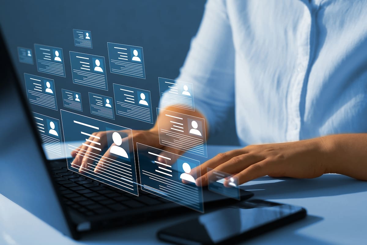 Según la encuesta “CEO Outlook 2024" de KPMG, la IA sigue es la principal prioridad de inversión para la mayoría de los CEO consultados (64%)