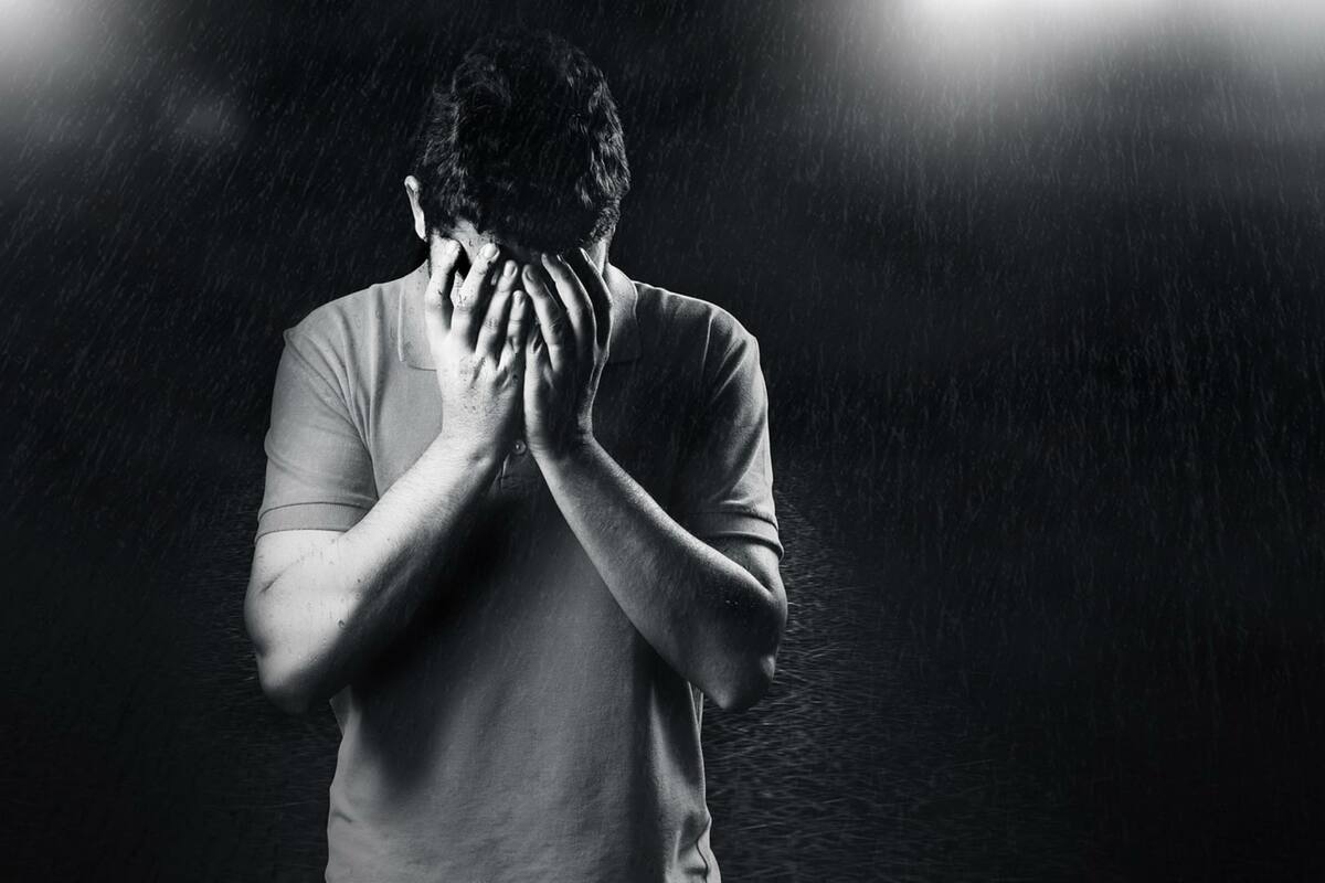 Según la OMS se suicidan casi 1.000.000 de personas al año. Fuente: Pixabay