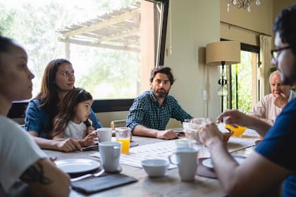 Según las investigaciones, las familias no tienden a hablar sobre el trato preferencial