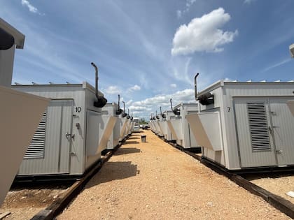 Según las proyecciones, la infraestructura de inteligencia artificial podría generar hasta 2,5 millones de toneladas métricas de desechos electrónicos cada año para 2030