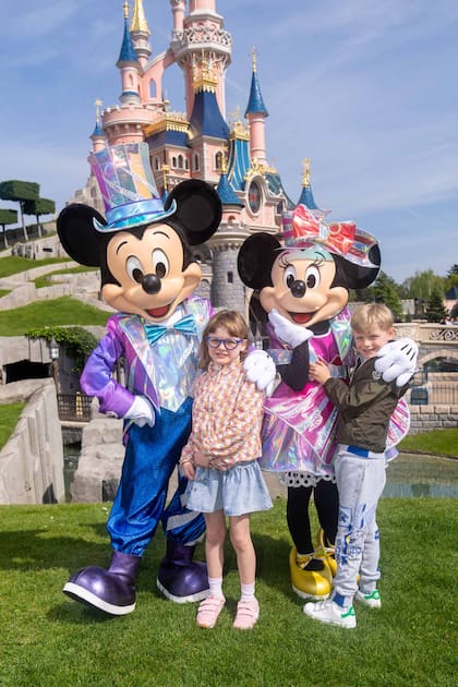Según las versiones, la princesa Charlene se instalaría en Ginebra, Suiza, y los principitos vivirían en Mónaco con su papá, pero ella podría visitarlos cada vez que quiera.