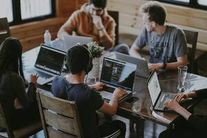 Según los expertos, hace falta más capital humano, más gente con capacidades clave para tener mejores empresas