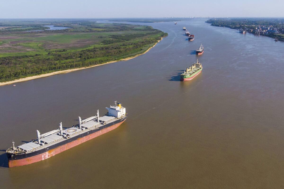 Según pudo averiguar LA NACION, la UIA emitiría un comunicado con las observaciones que le hizo llegar al Gobierno sobre la licitación de la Hidrovía