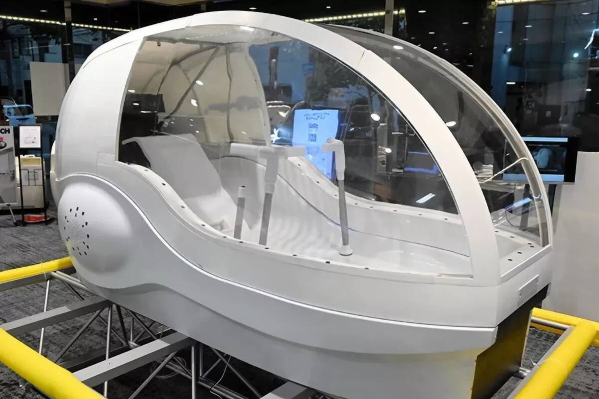 Según su fabricante, el objetivo de esta 'lavadora humana del futuro' ('Mirai Ningen Sentakuki') es crear un entorno "óptimo para el baño", con un sistema que no solo limpia el cuerpo, sino que también "proporciona una imagen visual del estado mental y físico durante el baño"