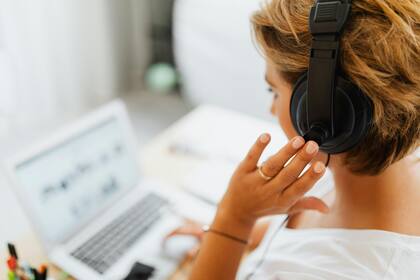 Según su sitio web, Americor se enorgullece de fomentar el talento joven y promover la educación superior