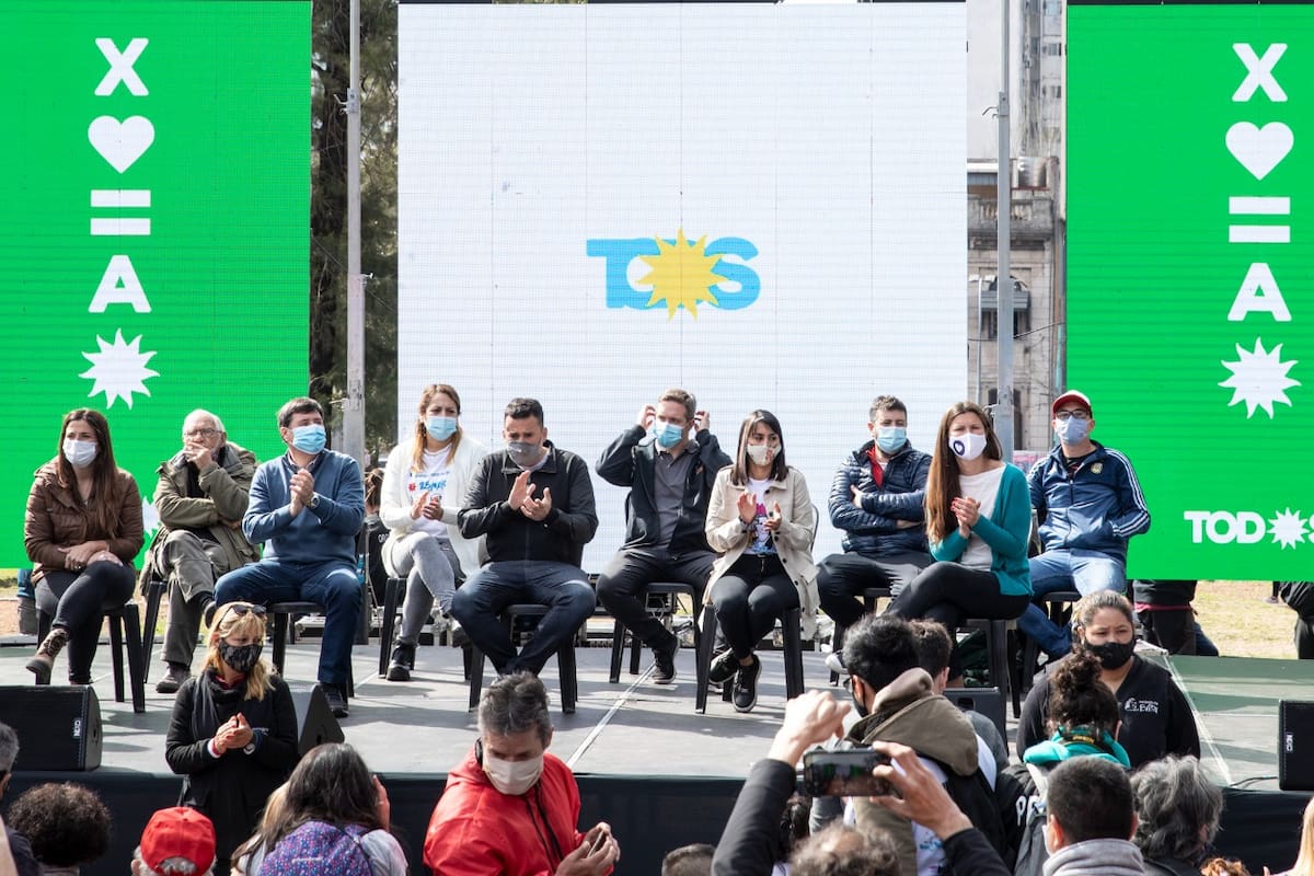 Según sus organizadores, del acto participaron más de 5.000 personas