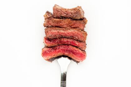Según Víctor Tonelli, el salario promedio perdió 19 puntos en relación con la inflación y, al compararlo con el precio del consumo de carne, la pérdida alcanzó los 40 puntos